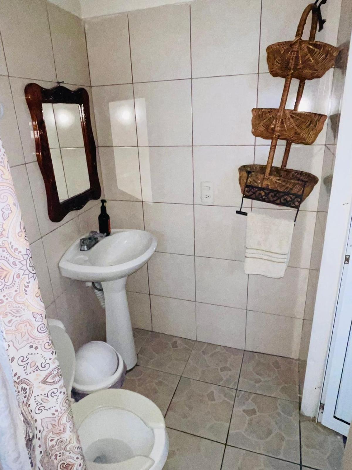 Готель Casa Sixta A 7Min Del Aeropuerto Internacional Pmx Y 2 Cuadras Terminal Autob Ado Пуерто-Ескондідо Екстер'єр фото